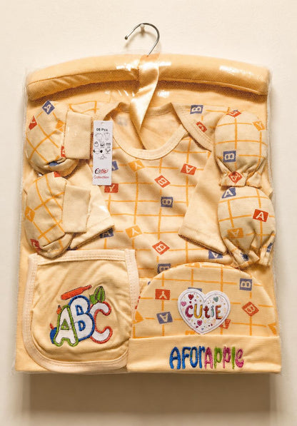 8 Piece Newborn Baby Gift Set – A for Apple