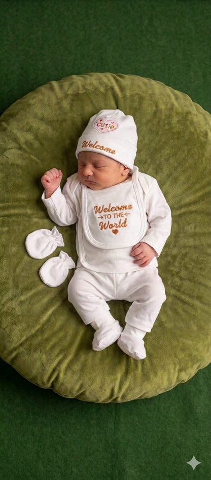 8 Piece Newborn Baby Gift Set – Pure White